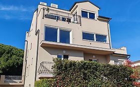 Apartments Mirta